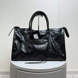 Picture of Balenciaga Handbags _SKUfw238326087fw